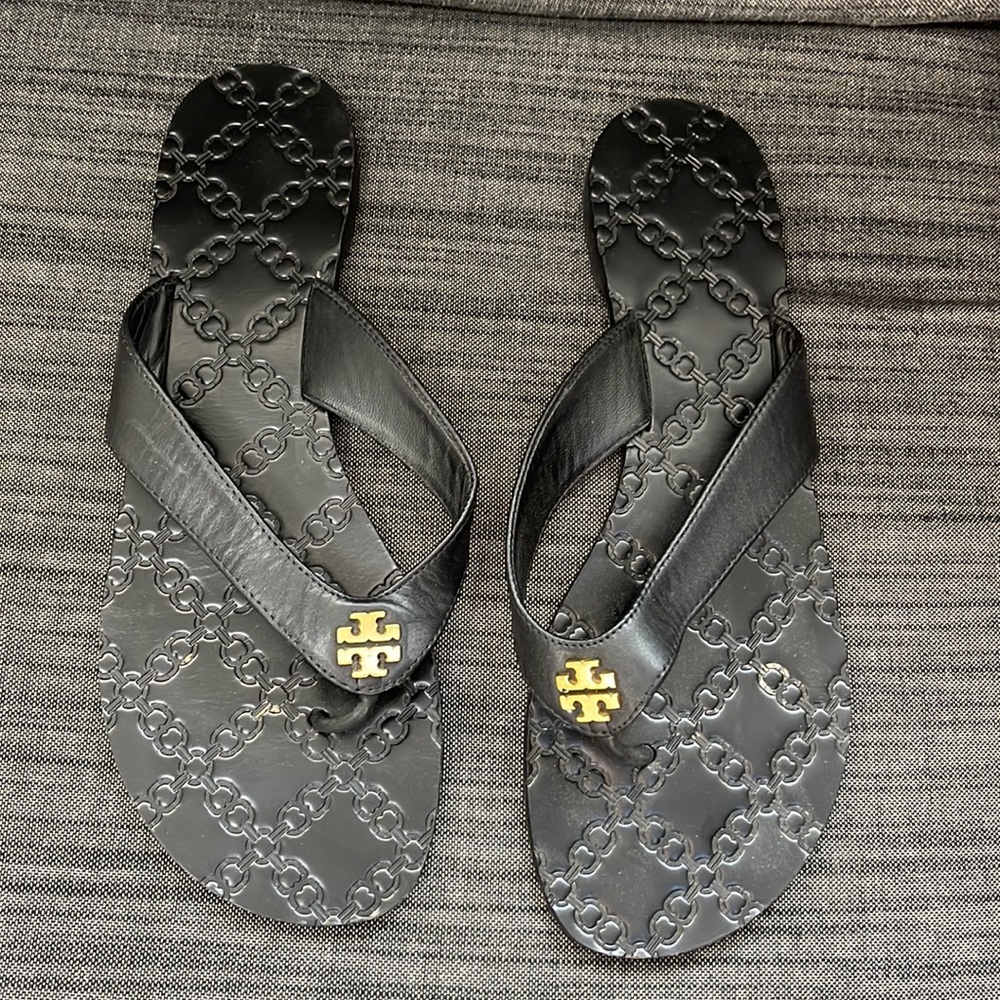 Tory Burch Monroe Flip Flop Black Flat Sandals Size 8.5